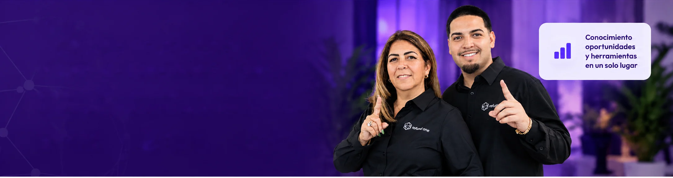 Dos integrantes del equipo de Refund One
